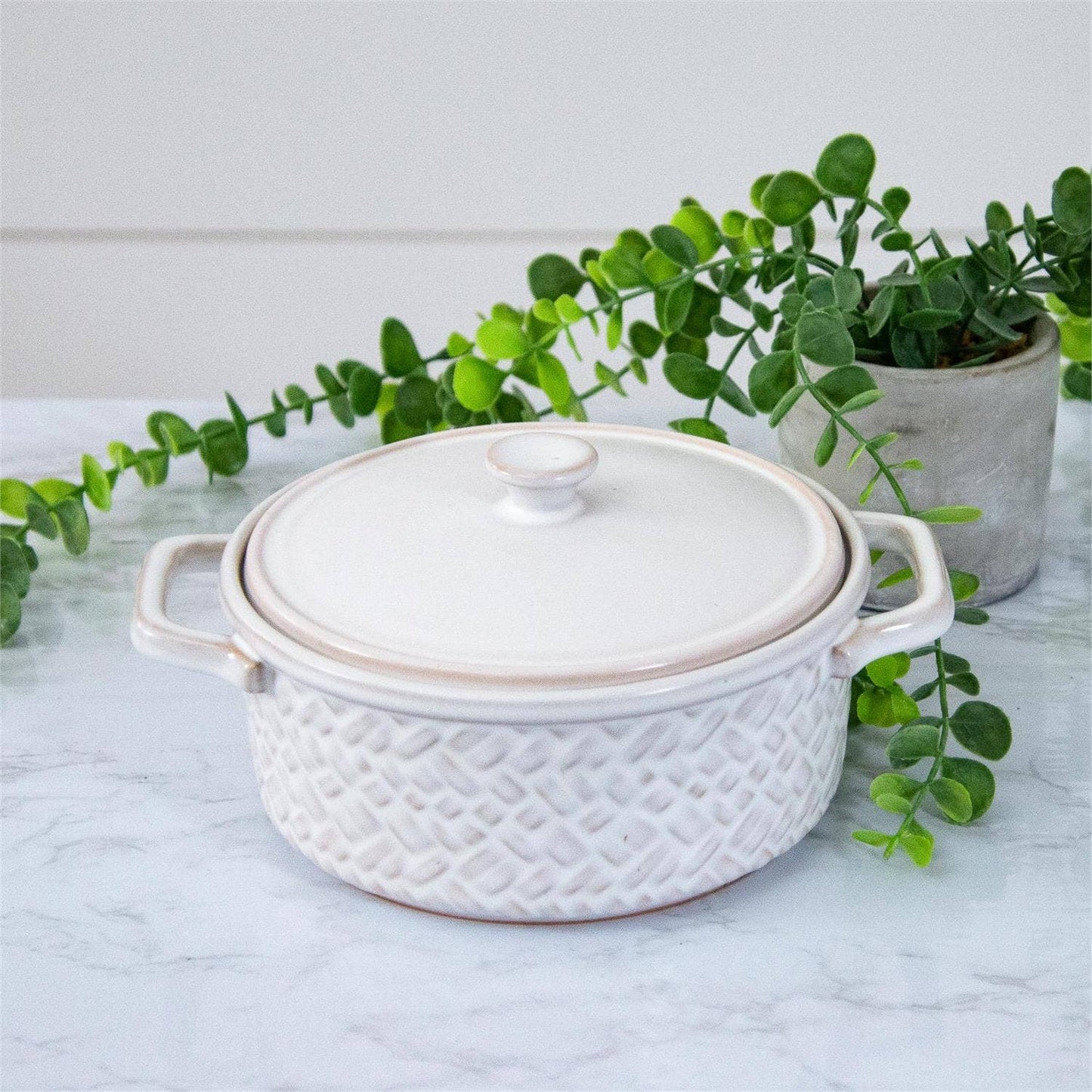 Basket Weave Stoneware Baker With Lid