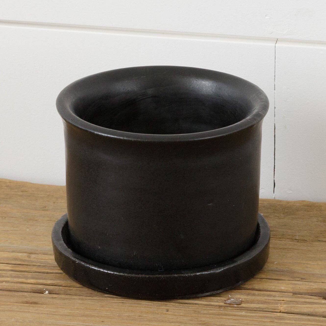 Black Pottery Planter, Sm