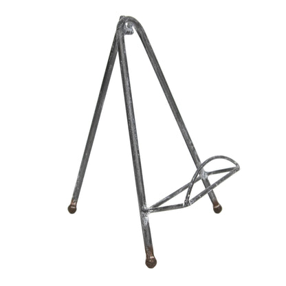 Dixie Whitewashed Metal Easel